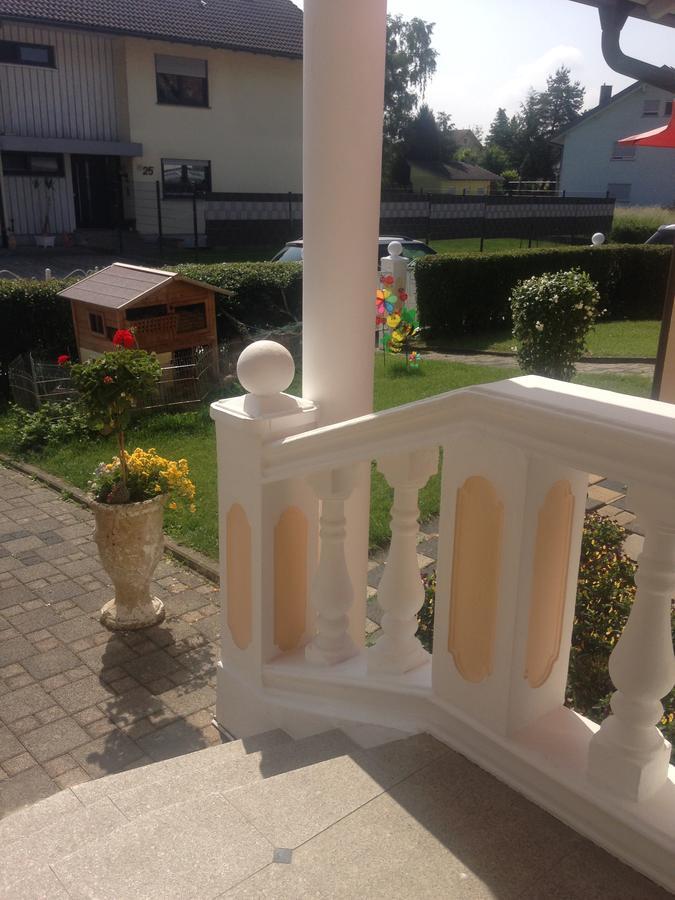 Gaestehaus Tante Tienchen 7 Minuten Zu Fuss Zum Europa Park , Plus Kostenloses Parkplatzticket Rulantica ,Alle Unsere Suiten Haben Einen Balkon Rust Eksteriør billede
